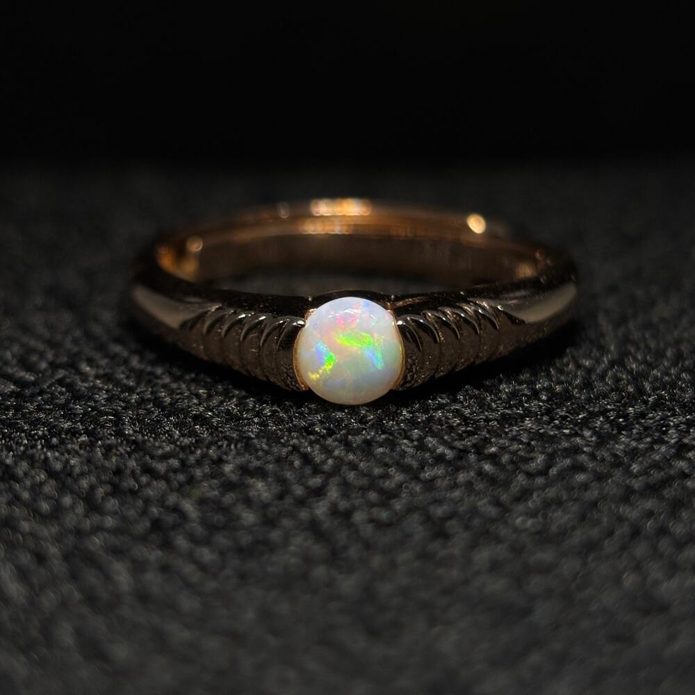 Australian Lightning Ridge Hummingbird Opal Ring